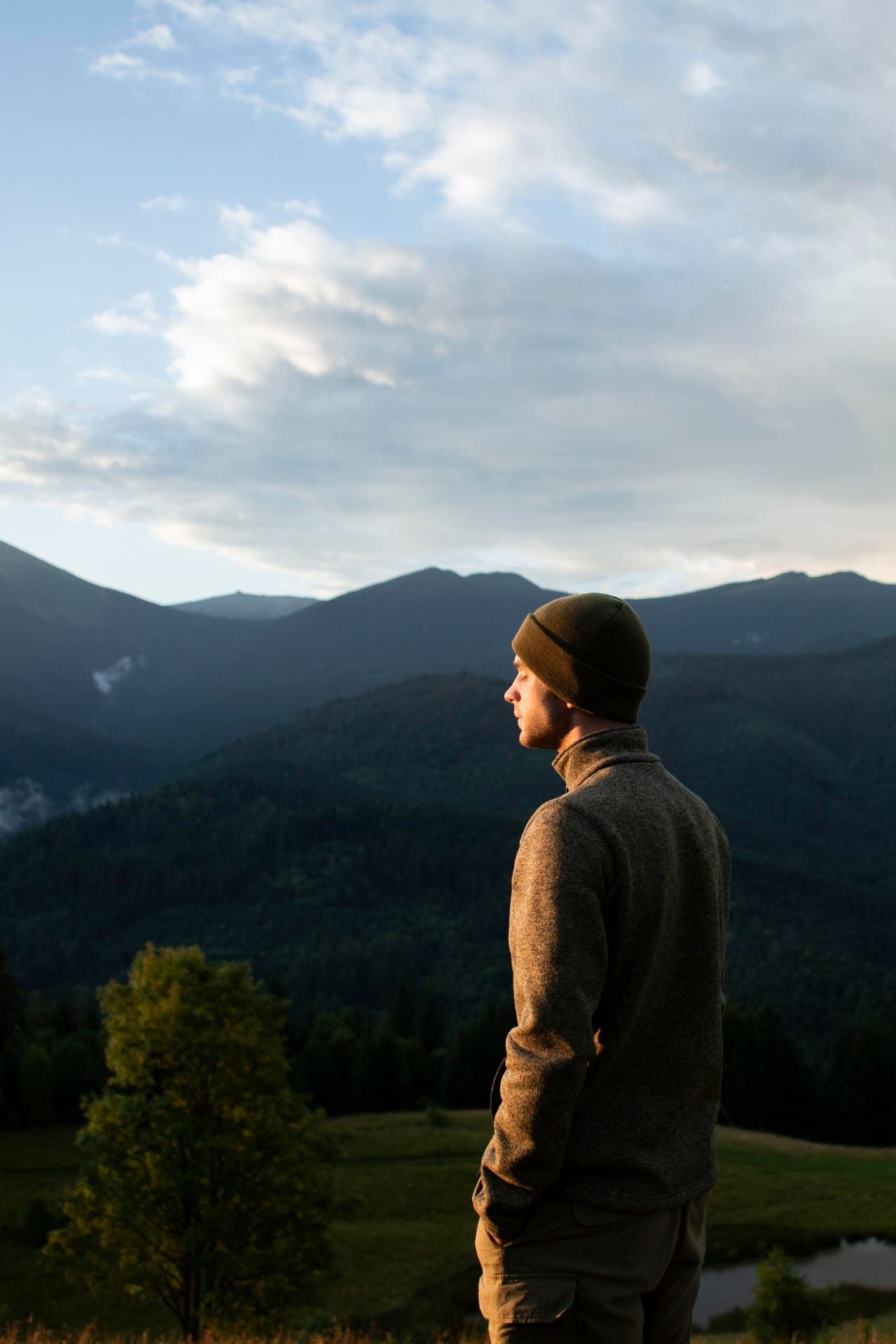 A man experiencing the benefits of DBT in Boulder, Colorado.