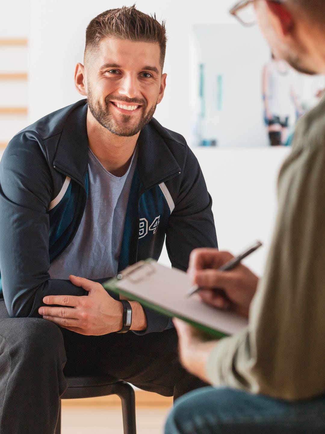 Therapist working one-on-one with a client during CBT in Boulder, Colorado.