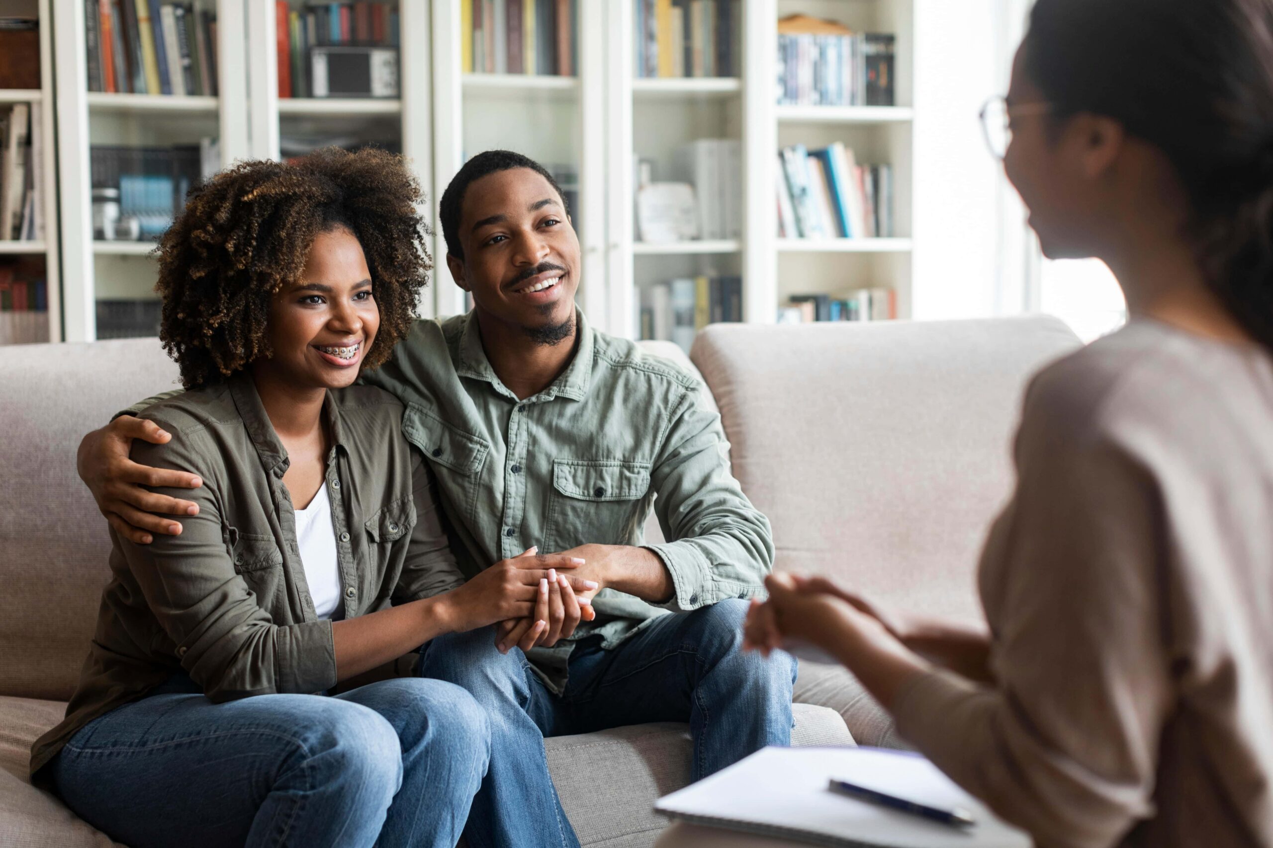 Couple participating in counseling to strengthen emotional wellness and learn how to relax without alcohol at Flatirons Recovery.
